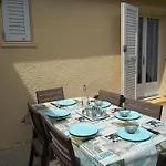 T3 Climatise Avec Terrasse, Proche & Parking Prive - 4/6 Pers, - Fr-1-796-7 شقة *