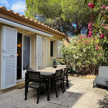 T3 Climatise Avec Terrasse, Proche & Parking Prive - 4/6 Pers, - Fr-1-796-7 Apartmán *