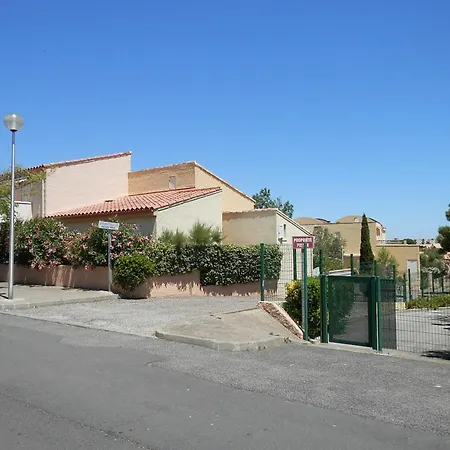 Apartmán T3 Climatise Avec Terrasse, Proche & Parking Prive - 4/6 Pers, - Fr-1-796-7 Gruissan